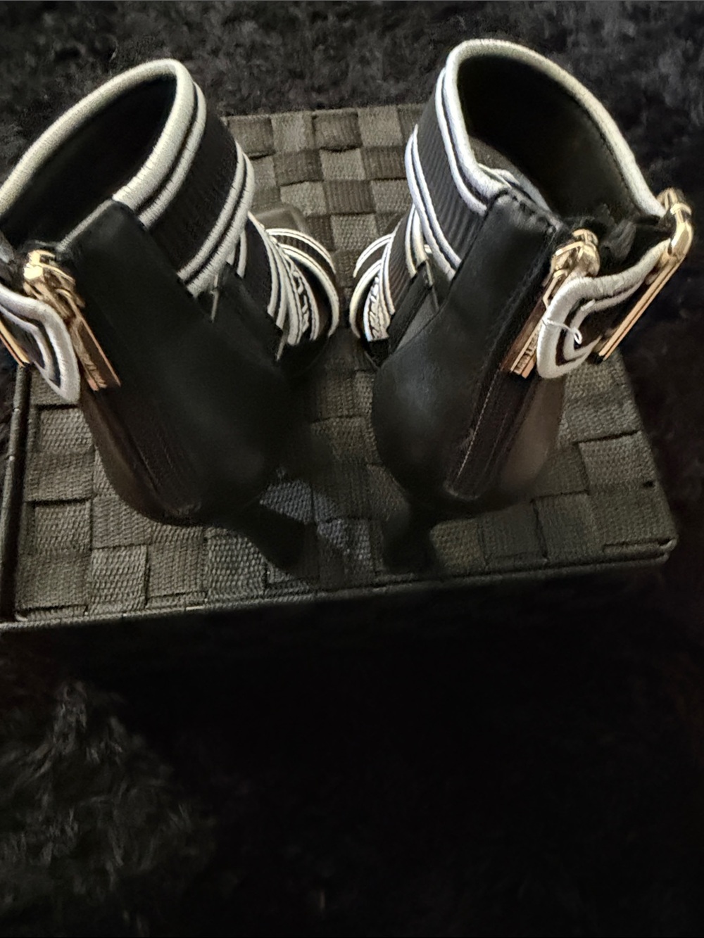 Karl Lagerfeld Black Strappy Logo Heeled Sandals - Picture 5 of 9